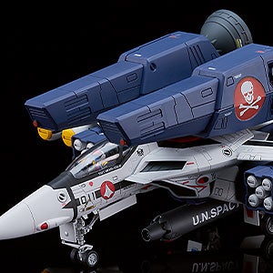 PLAMAX PX11 1/72 Super Fighter Valkyrie Skull Platoon